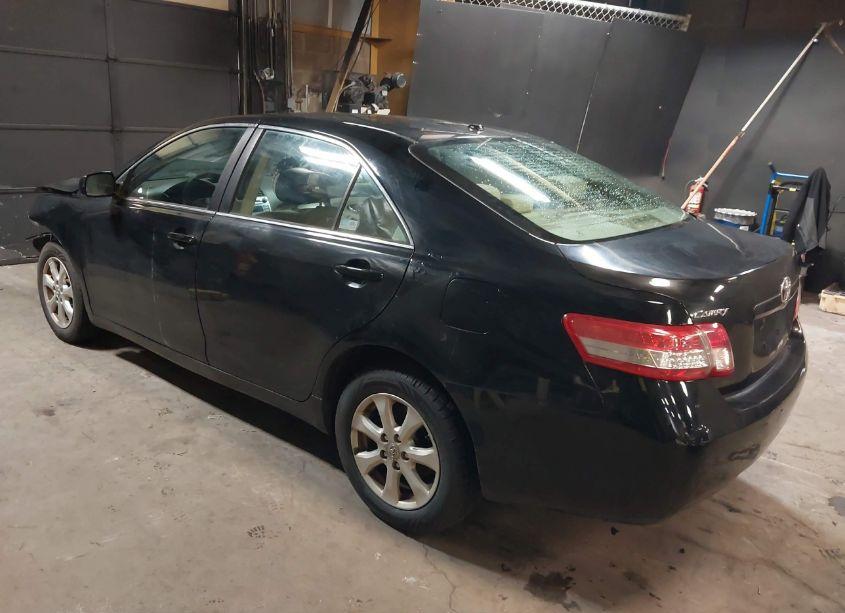 Photo 3 of 2011 Toyota Camry LE (VIN 4T1BF3EKXBU193235)