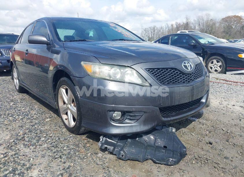 Photo 6 of 2011 Toyota Camry SE (VIN 4T1BF3EKXBU206226)