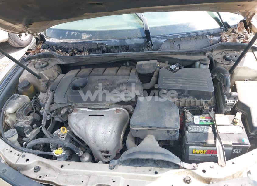 Photo 10 of 2011 Toyota Camry (VIN 4T1BF3EKXBU211801)