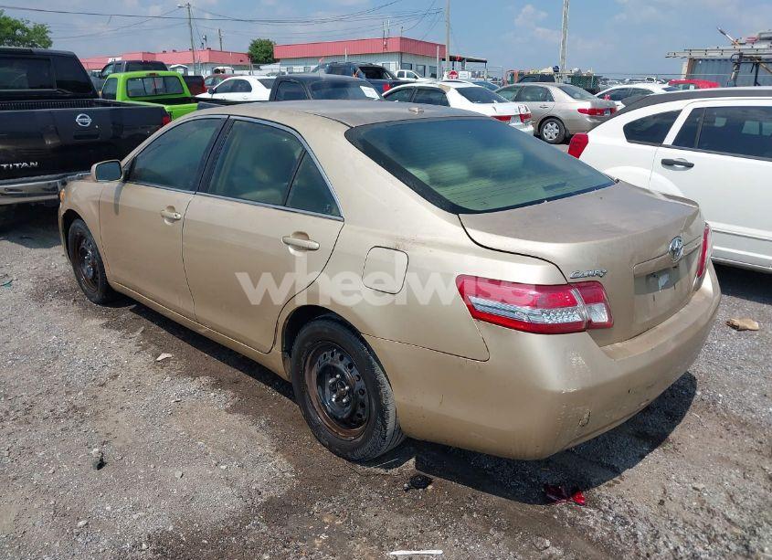 Photo 3 of 2011 Toyota Camry (VIN 4T1BF3EKXBU211801)