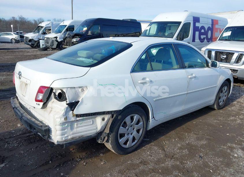 Photo 4 of 2011 Toyota Camry LE (VIN 4T1BF3EKXBU596843)