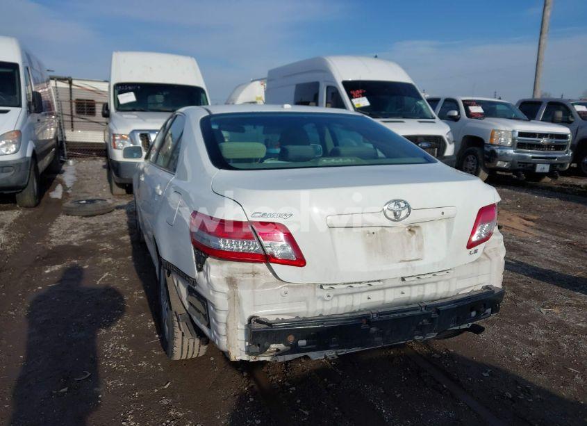 Photo 6 of 2011 Toyota Camry LE (VIN 4T1BF3EKXBU596843)