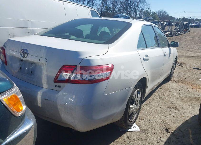 Photo 4 of 2011 Toyota Camry LE (VIN 4T1BF3EKXBU599242)