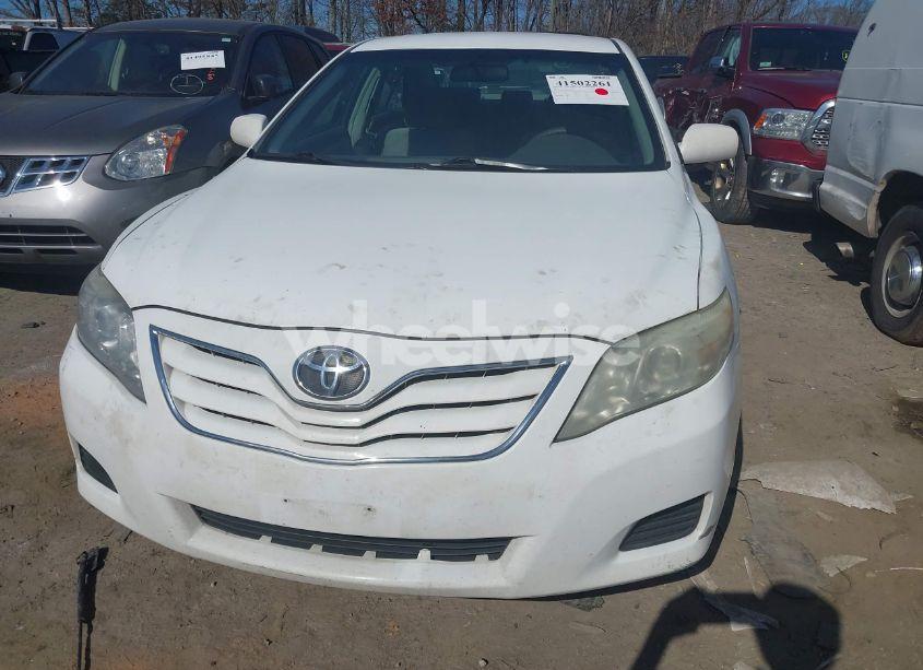 Photo 6 of 2011 Toyota Camry LE (VIN 4T1BF3EKXBU599242)