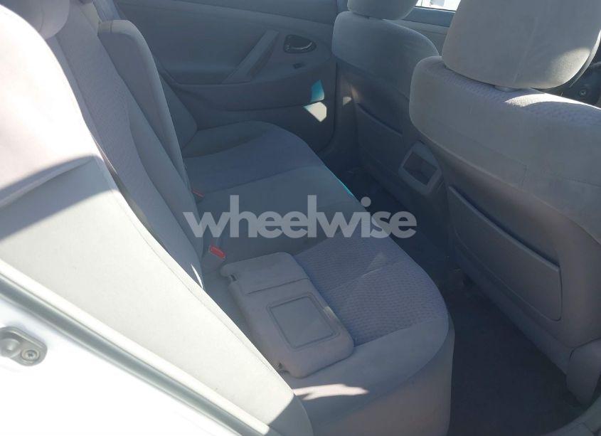 Photo 8 of 2011 Toyota Camry LE (VIN 4T1BF3EKXBU599242)