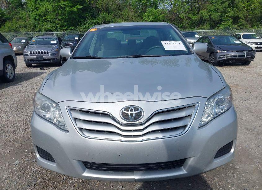 Photo 11 of 2011 Toyota Camry LE (VIN 4T1BF3EKXBU607307)