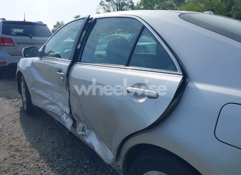 Photo 16 of 2011 Toyota Camry LE (VIN 4T1BF3EKXBU607307)