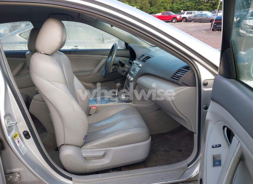 Photo 5 of 2011 Toyota Camry (VIN 4T1BF3EKXBU617044)