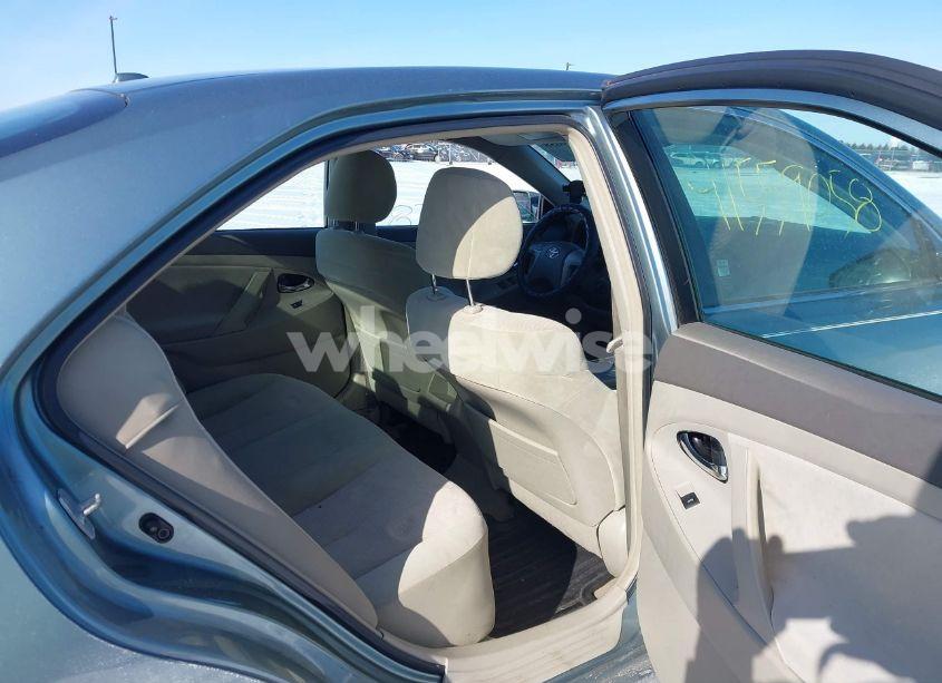 Photo 8 of 2011 Toyota Camry LE (VIN 4T1BF3EKXBU622616)