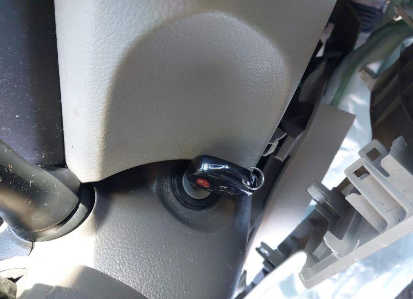 Photo 11 of 2011 Toyota Camry LE (VIN 4T1BF3EKXBU624625)