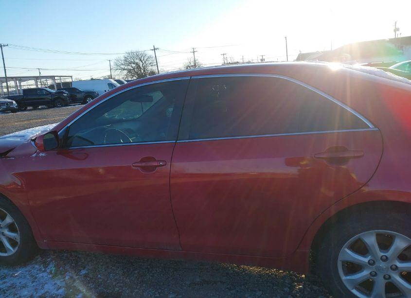 Photo 14 of 2011 Toyota Camry LE (VIN 4T1BF3EKXBU624625)