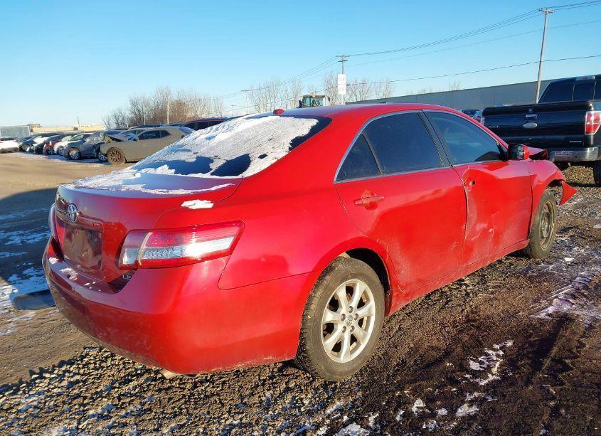 Photo 4 of 2011 Toyota Camry LE (VIN 4T1BF3EKXBU624625)