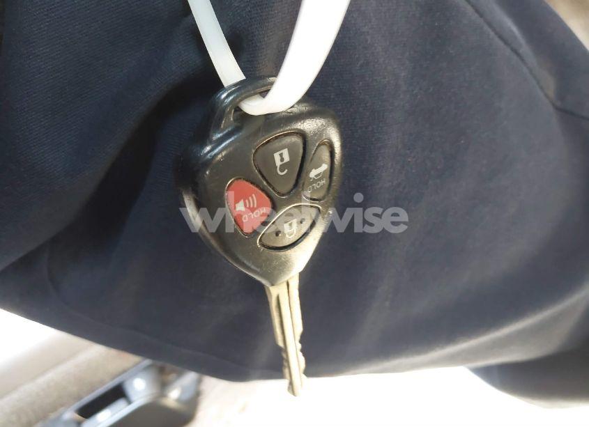 Photo 11 of 2011 Toyota Camry LE (VIN 4T1BF3EKXBU626276)