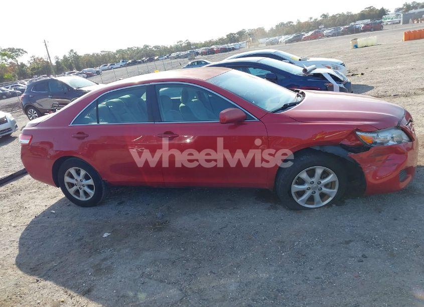 Photo 13 of 2011 Toyota Camry LE (VIN 4T1BF3EKXBU626276)