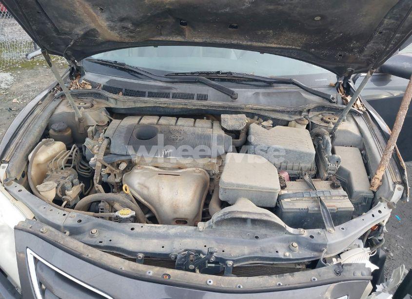 Photo 10 of 2011 Toyota Camry LE (VIN 4T1BF3EKXBU626410)