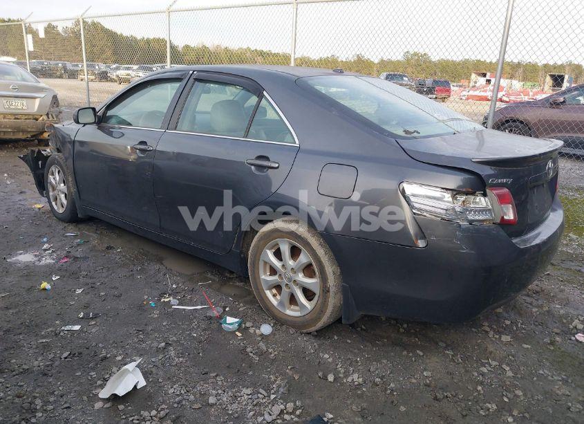 Photo 3 of 2011 Toyota Camry LE (VIN 4T1BF3EKXBU626410)