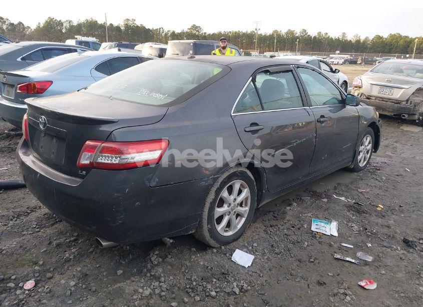 Photo 4 of 2011 Toyota Camry LE (VIN 4T1BF3EKXBU626410)