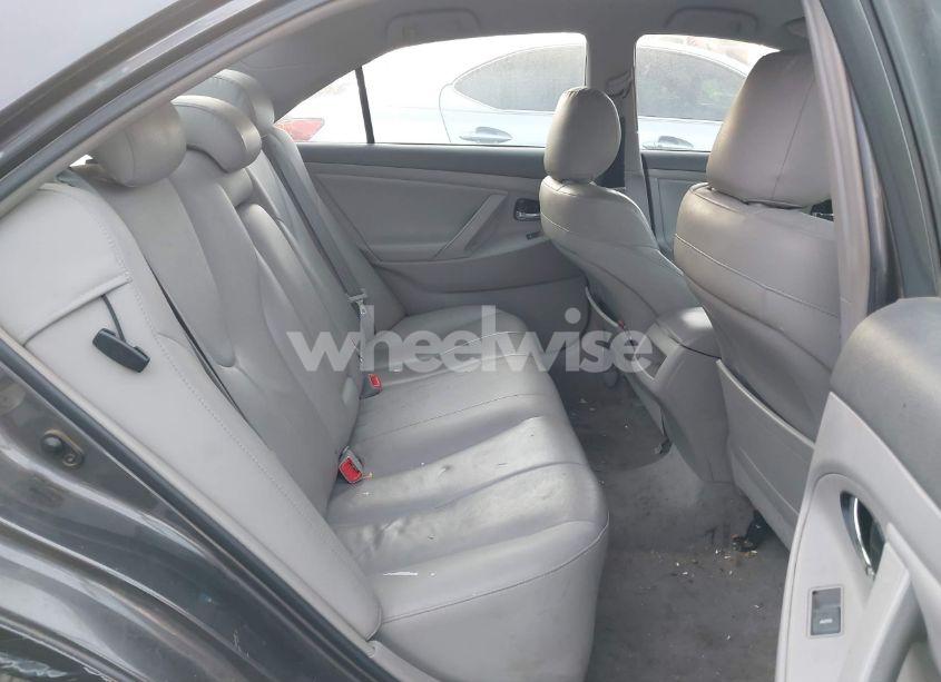 Photo 8 of 2011 Toyota Camry LE (VIN 4T1BF3EKXBU626410)