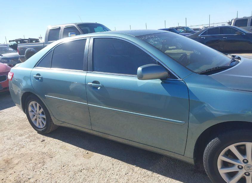 Photo 13 of 2011 Toyota Camry XLE (VIN 4T1BF3EKXBU632885)