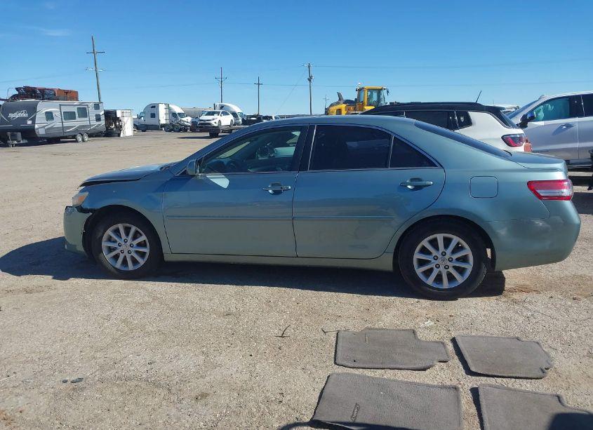 Photo 14 of 2011 Toyota Camry XLE (VIN 4T1BF3EKXBU632885)