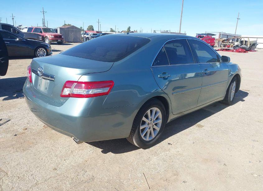 Photo 4 of 2011 Toyota Camry XLE (VIN 4T1BF3EKXBU632885)