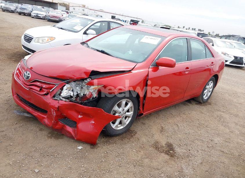 Photo 2 of 2011 Toyota Camry LE (VIN 4T1BF3EKXBU635088)