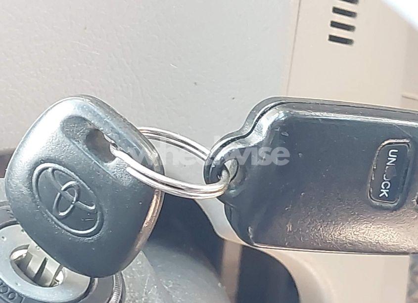 Photo 11 of 2011 Toyota Camry (VIN 4T1BF3EKXBU639884)