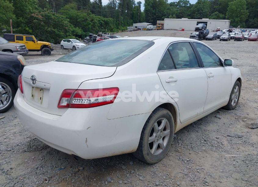 Photo 4 of 2011 Toyota Camry (VIN 4T1BF3EKXBU639884)