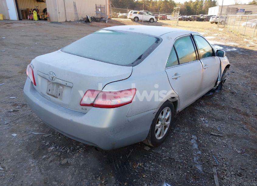 Photo 4 of 2011 Toyota Camry LE (VIN 4T1BF3EKXBU641988)