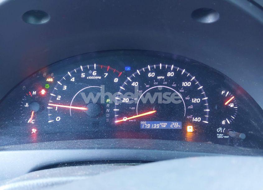 Photo 7 of 2011 Toyota Camry LE (VIN 4T1BF3EKXBU641988)