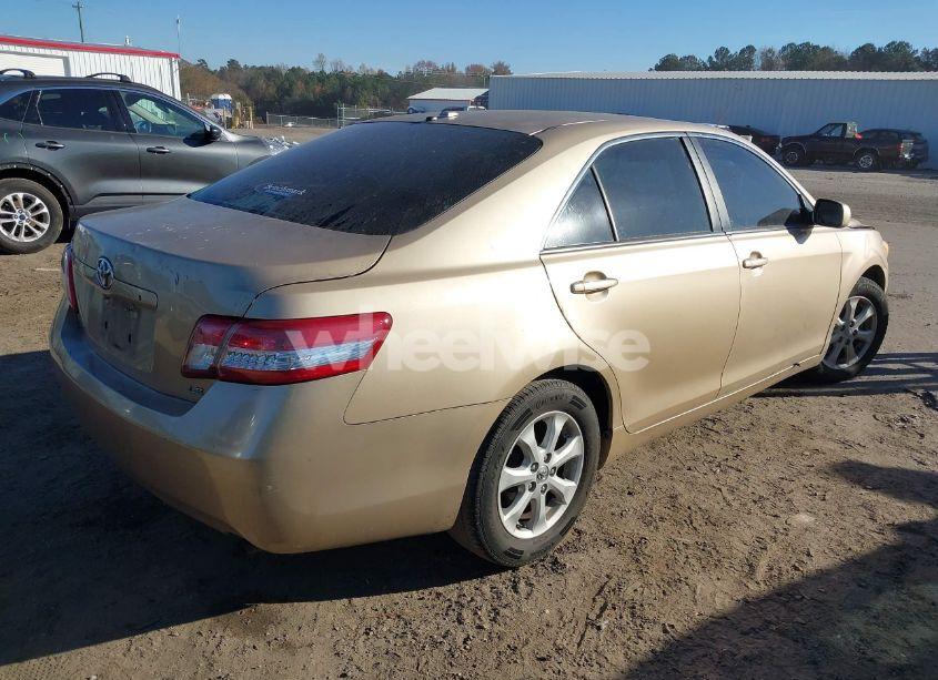 Photo 4 of 2011 Toyota Camry LE (VIN 4T1BF3EKXBU655955)