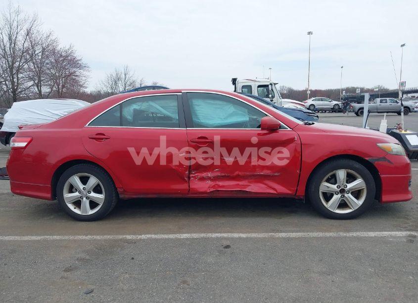 Photo 13 of 2011 Toyota Camry SE (VIN 4T1BF3EKXBU660606)