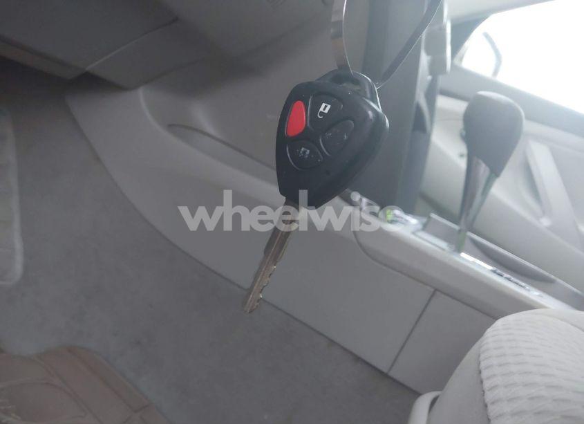 Photo 11 of 2011 Toyota Camry SE/LE/XLE (VIN 4T1BF3EKXBU664591)