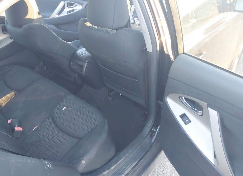 Photo 8 of 2011 Toyota Camry SE (VIN 4T1BF3EKXBU669600)