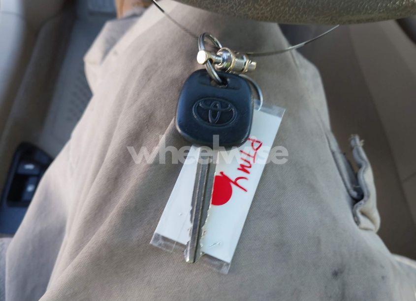 Photo 11 of 2011 Toyota Camry (VIN 4T1BF3EKXBU679821)