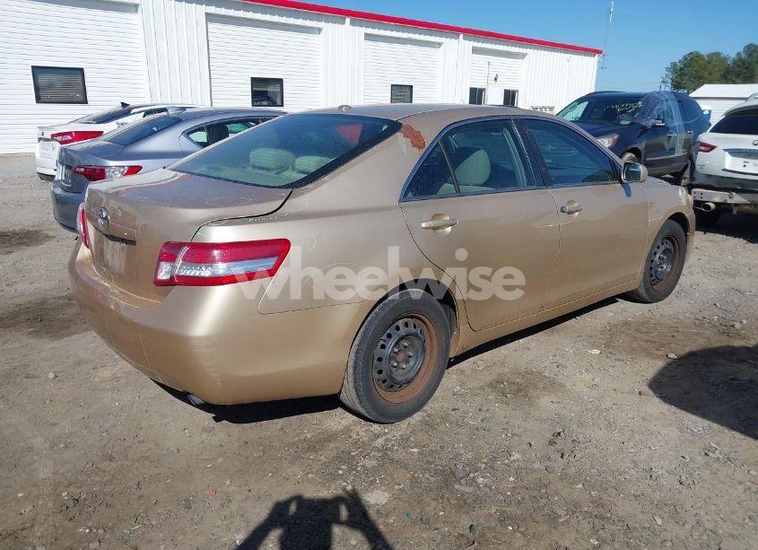 Photo 4 of 2011 Toyota Camry (VIN 4T1BF3EKXBU679821)