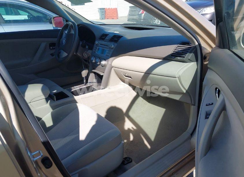 Photo 5 of 2011 Toyota Camry (VIN 4T1BF3EKXBU679821)