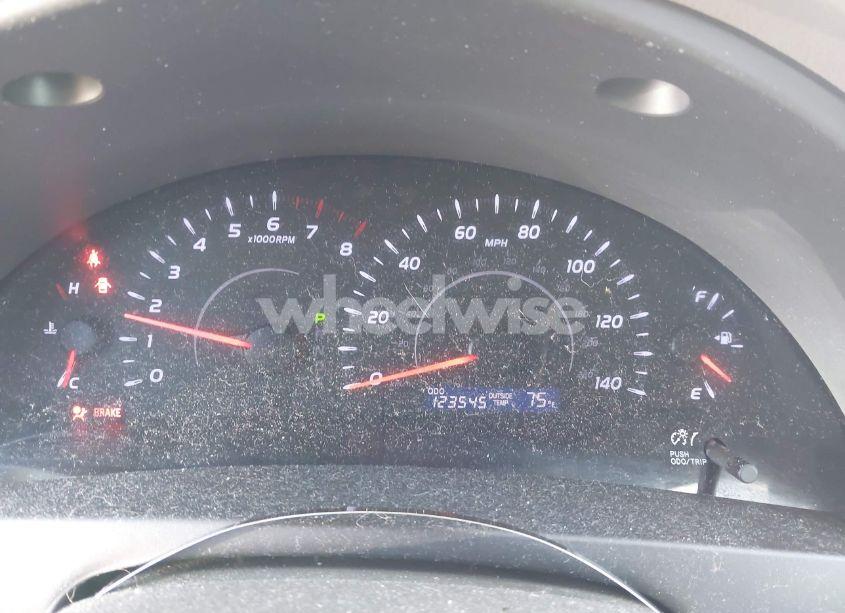 Photo 7 of 2011 Toyota Camry (VIN 4T1BF3EKXBU679821)