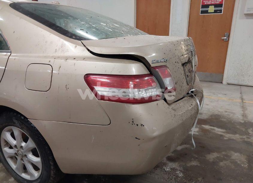 Photo 13 of 2011 Toyota Camry LE (VIN 4T1BF3EKXBU688518)