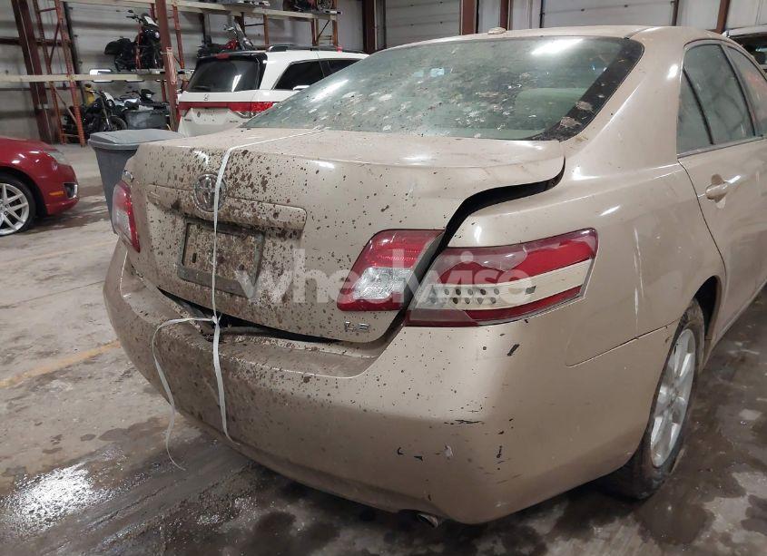 Photo 6 of 2011 Toyota Camry LE (VIN 4T1BF3EKXBU688518)