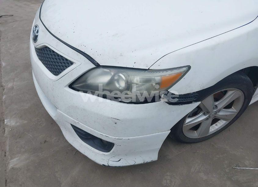 Photo 6 of 2011 Toyota Camry SE (VIN 4T1BF3EKXBU700022)