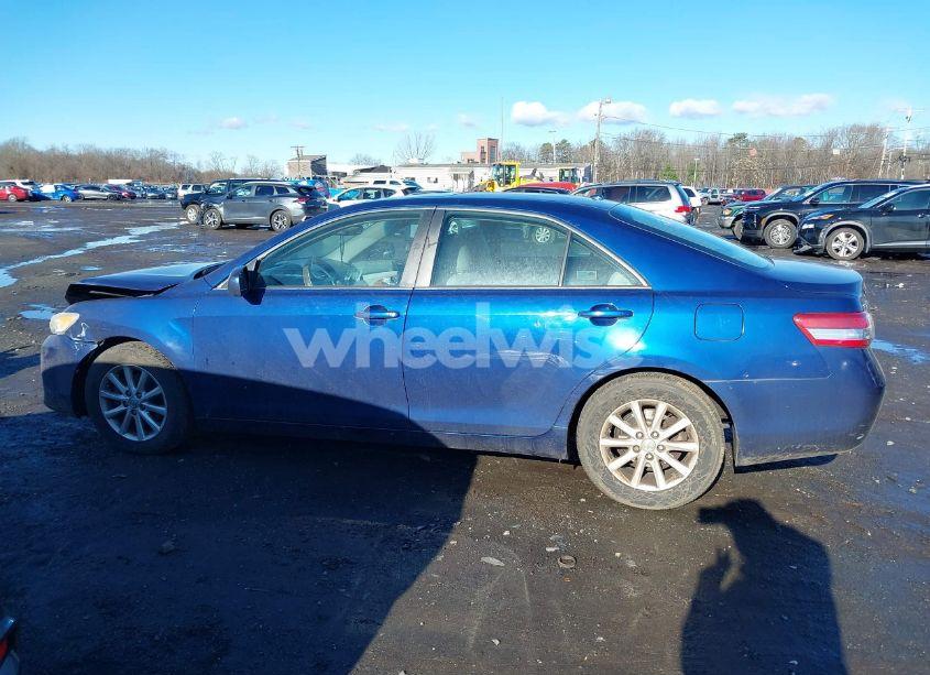 Photo 14 of 2011 Toyota Camry XLE (VIN 4T1BF3EKXBU700683)