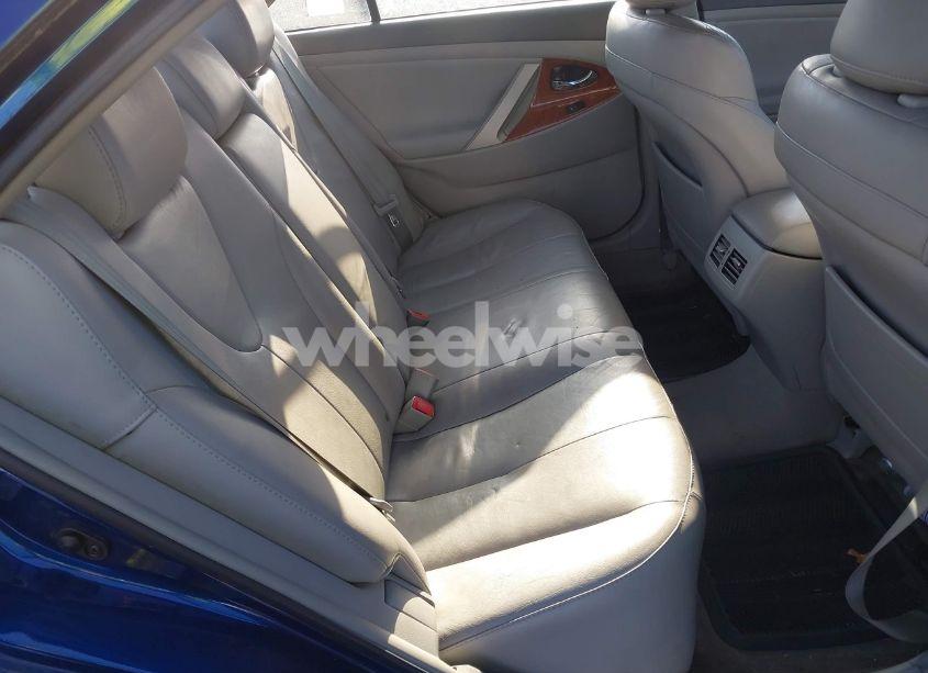 Photo 8 of 2011 Toyota Camry XLE (VIN 4T1BF3EKXBU700683)