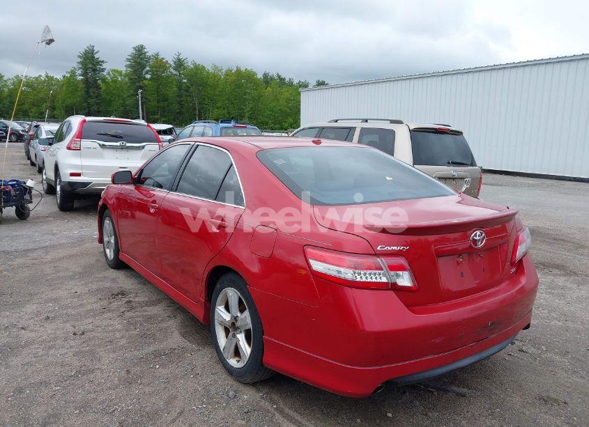 Photo 3 of 2011 Toyota Camry LE/SE/XLE (VIN 4T1BF3EKXBU702661)
