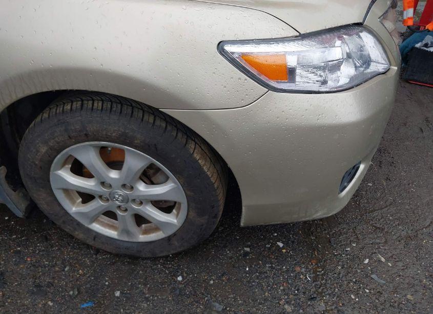 Photo 12 of 2011 Toyota Camry LE (VIN 4T1BF3EKXBU712333)