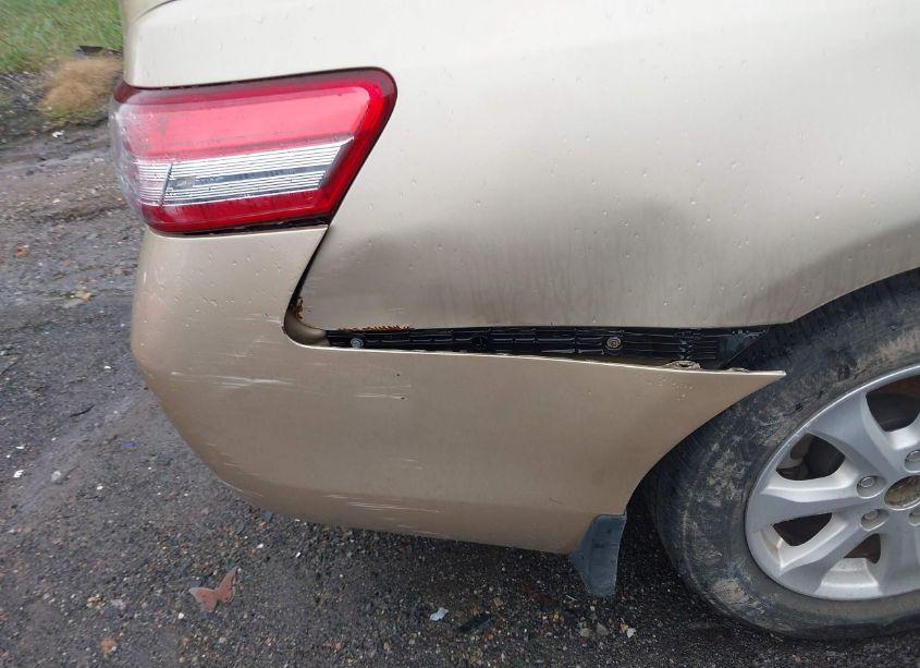 Photo 18 of 2011 Toyota Camry LE (VIN 4T1BF3EKXBU712333)