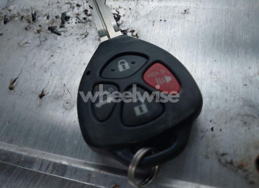 Photo 11 of 2011 Toyota Camry LE (VIN 4T1BF3EKXBU731741)