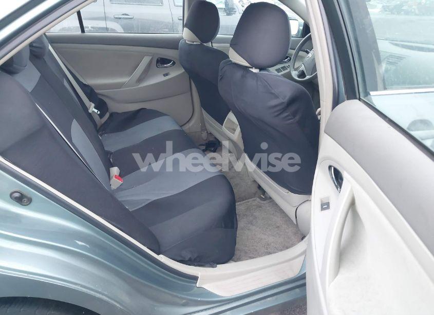 Photo 8 of 2011 Toyota Camry LE (VIN 4T1BF3EKXBU731741)