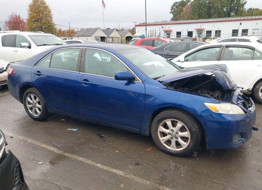 Photo 13 of 2011 Toyota Camry LE (VIN 4T1BF3EKXBU733554)