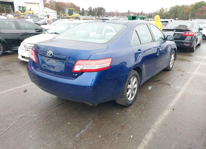 Photo 4 of 2011 Toyota Camry LE (VIN 4T1BF3EKXBU733554)